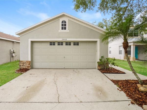 TAMPA, FL 33647