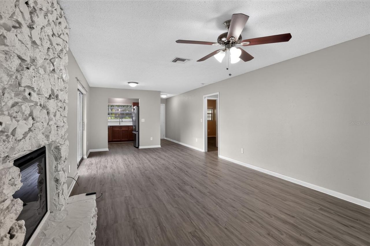 26430 Sleepy Hollow Street , Mount Plymouth, FL 32776 Photo