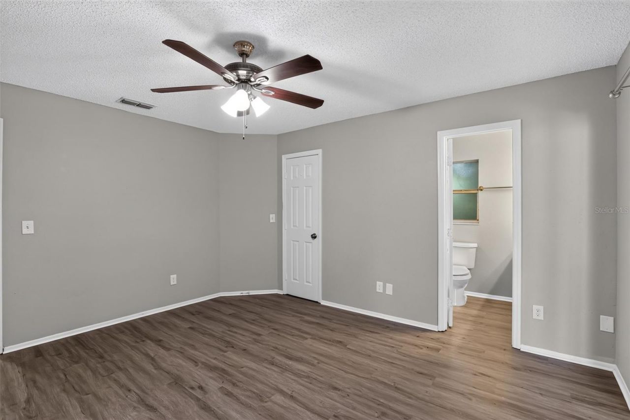 26430 Sleepy Hollow Street , Mount Plymouth, FL 32776 Photo