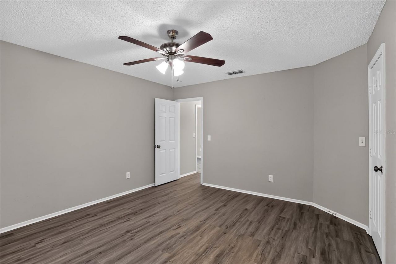 26430 Sleepy Hollow Street , Mount Plymouth, FL 32776 Photo