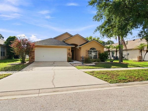 6637 THACKSTON DRIVE , RIVERVIEW, FL 33578