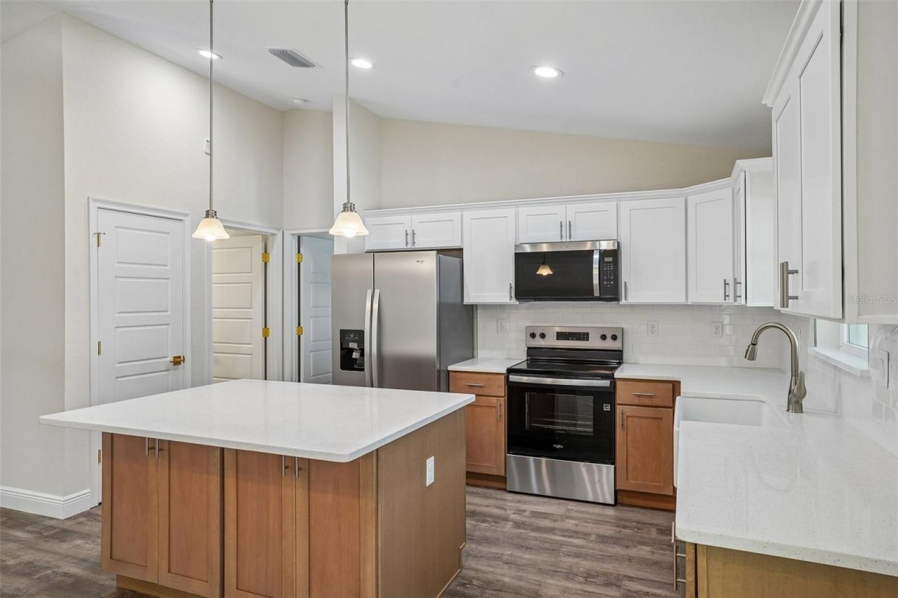1194 W Virginis Drive , Citrus Springs, FL 34434 Photo