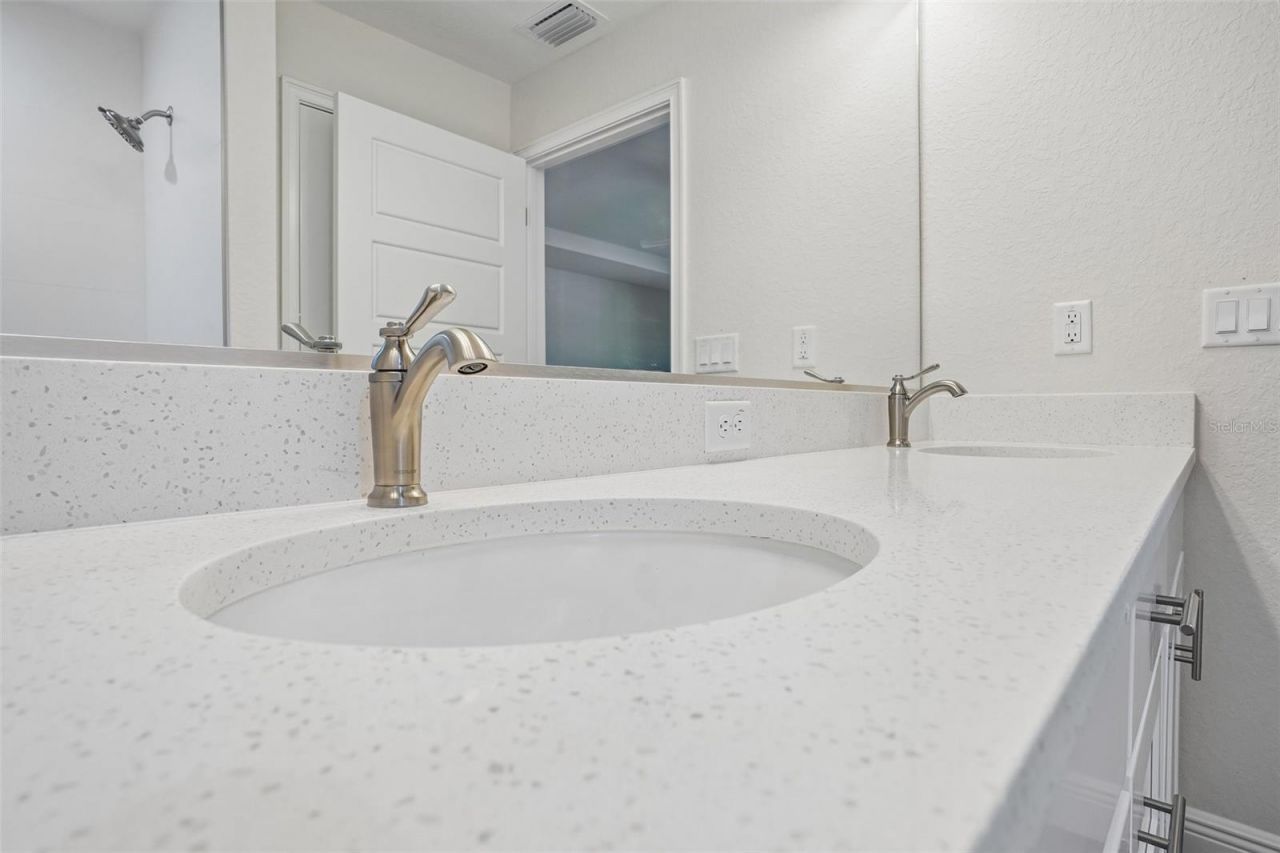 1194 W Virginis Drive , Citrus Springs, FL 34434 Photo