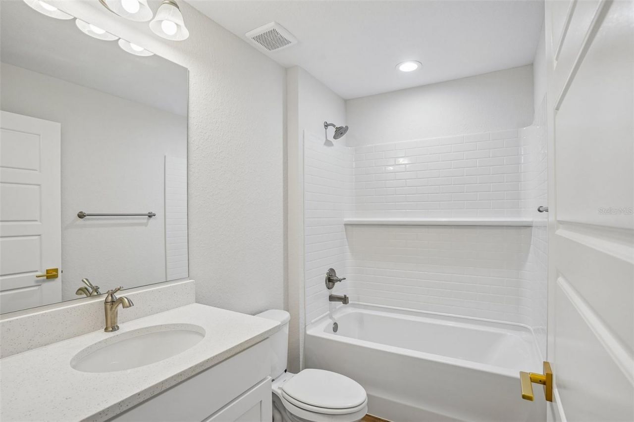 1194 W Virginis Drive , Citrus Springs, FL 34434 Photo