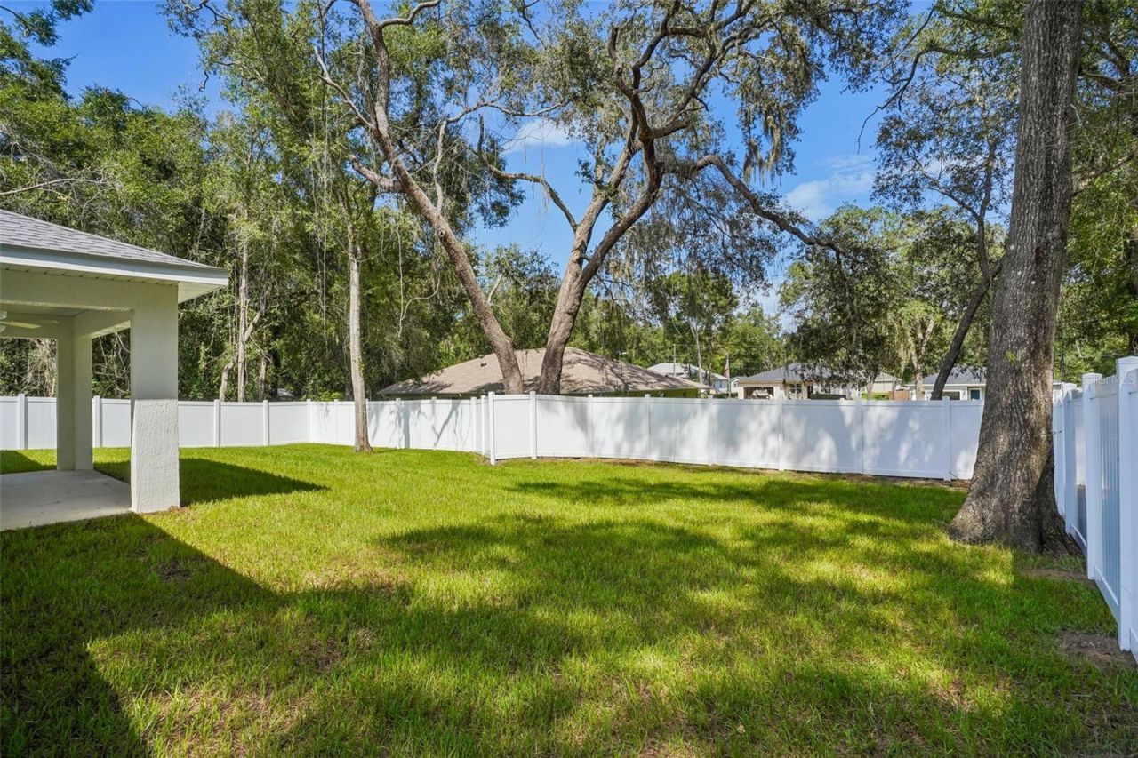 1194 W Virginis Drive , Citrus Springs, FL 34434 Photo