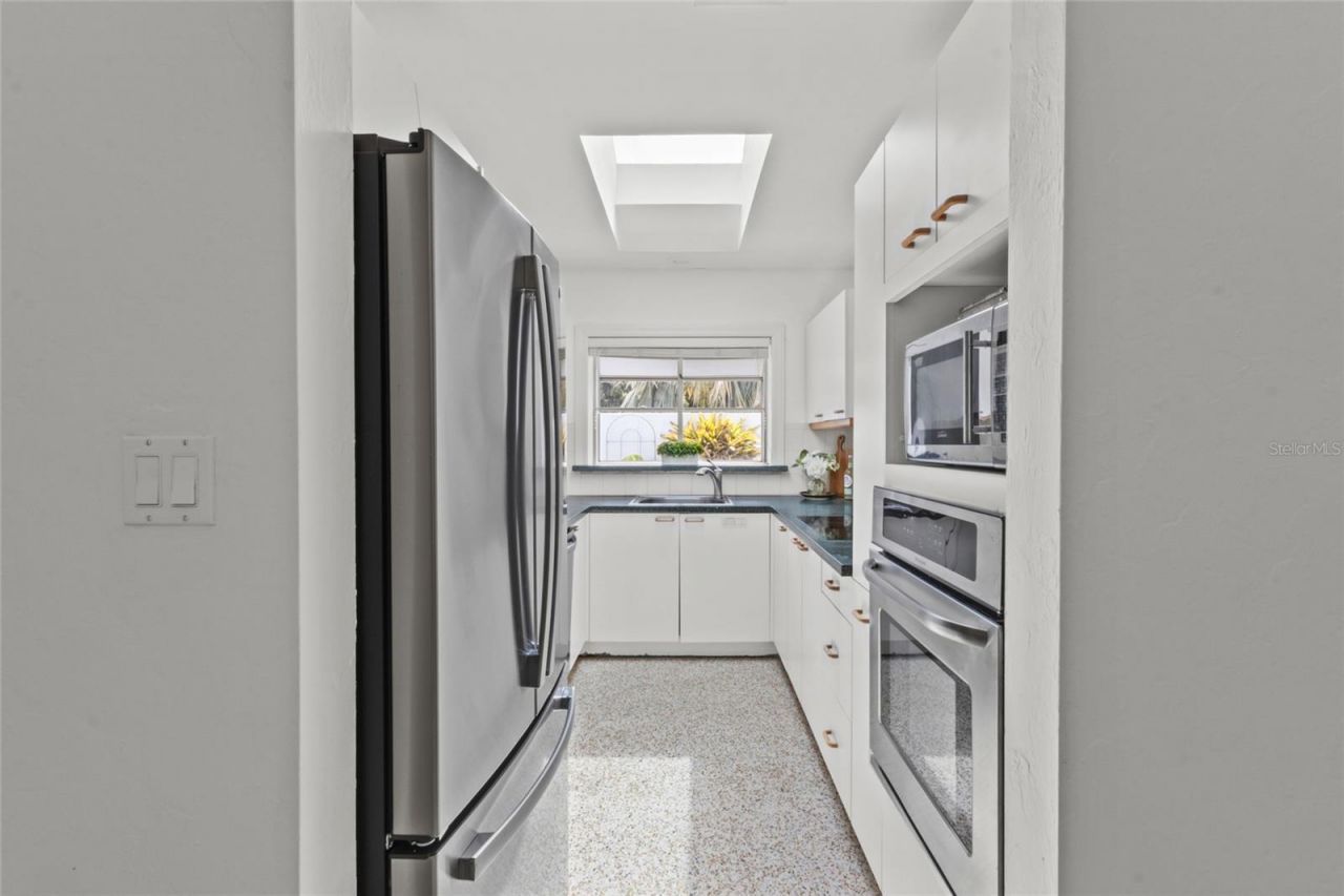 3536 Jaffa Drive, Sarasota, FL 34239 Photo