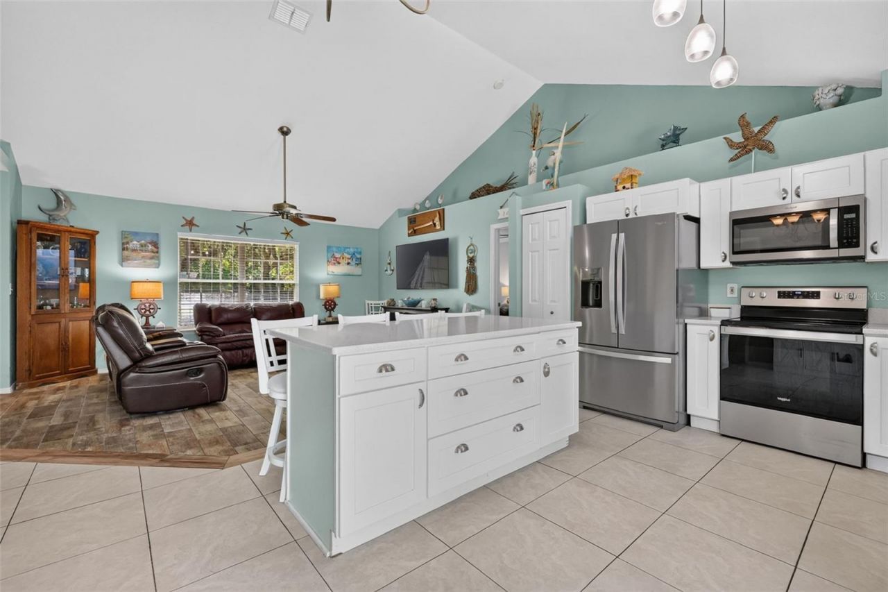 39627 Greenbrier Street , Eustis, FL 32736 Photo