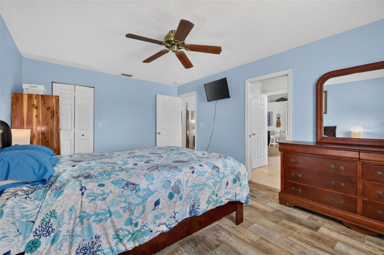 39627 Greenbrier Street , Eustis, FL 32736 Photo