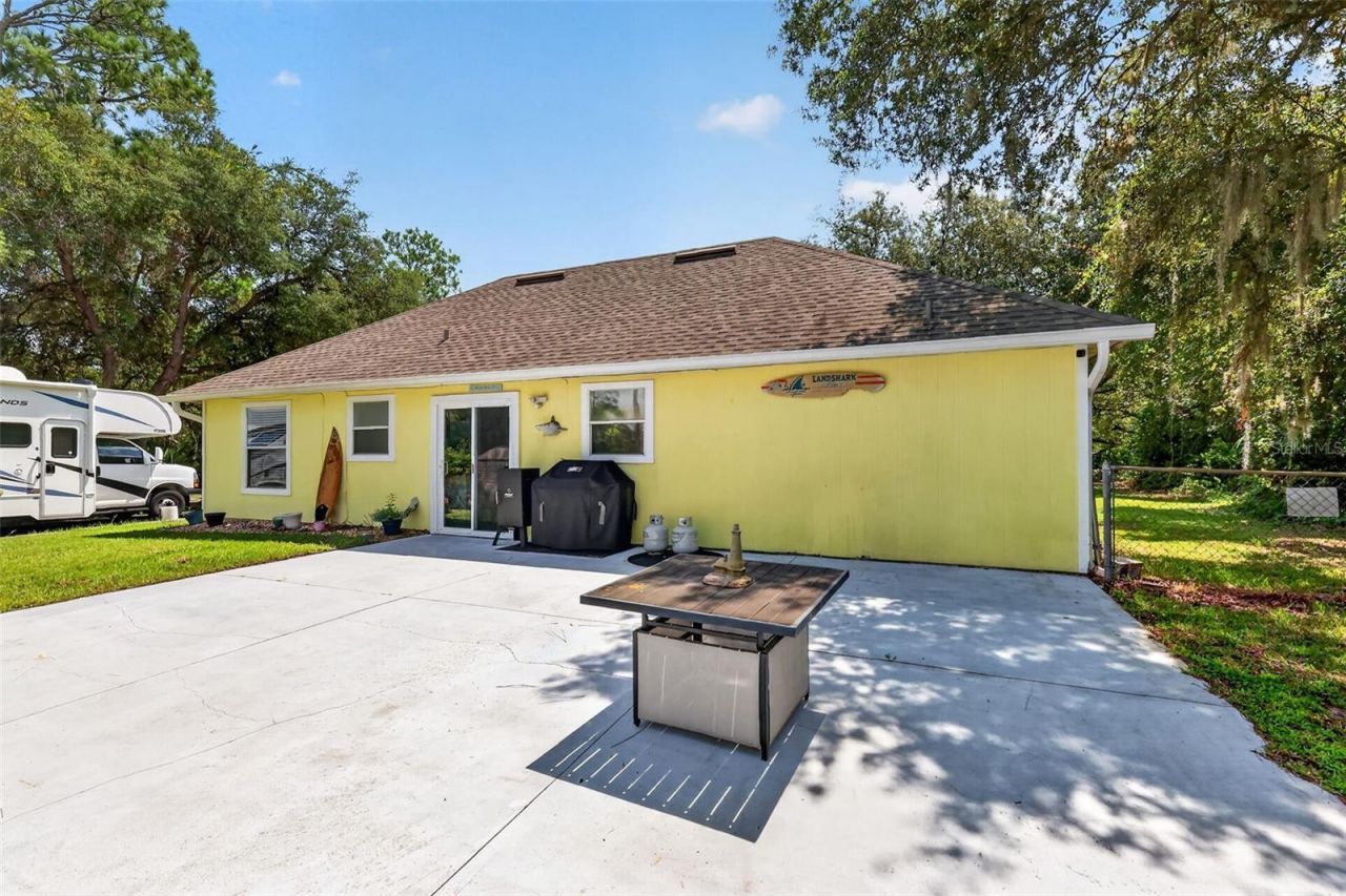 39627 Greenbrier Street , Eustis, FL 32736 Photo