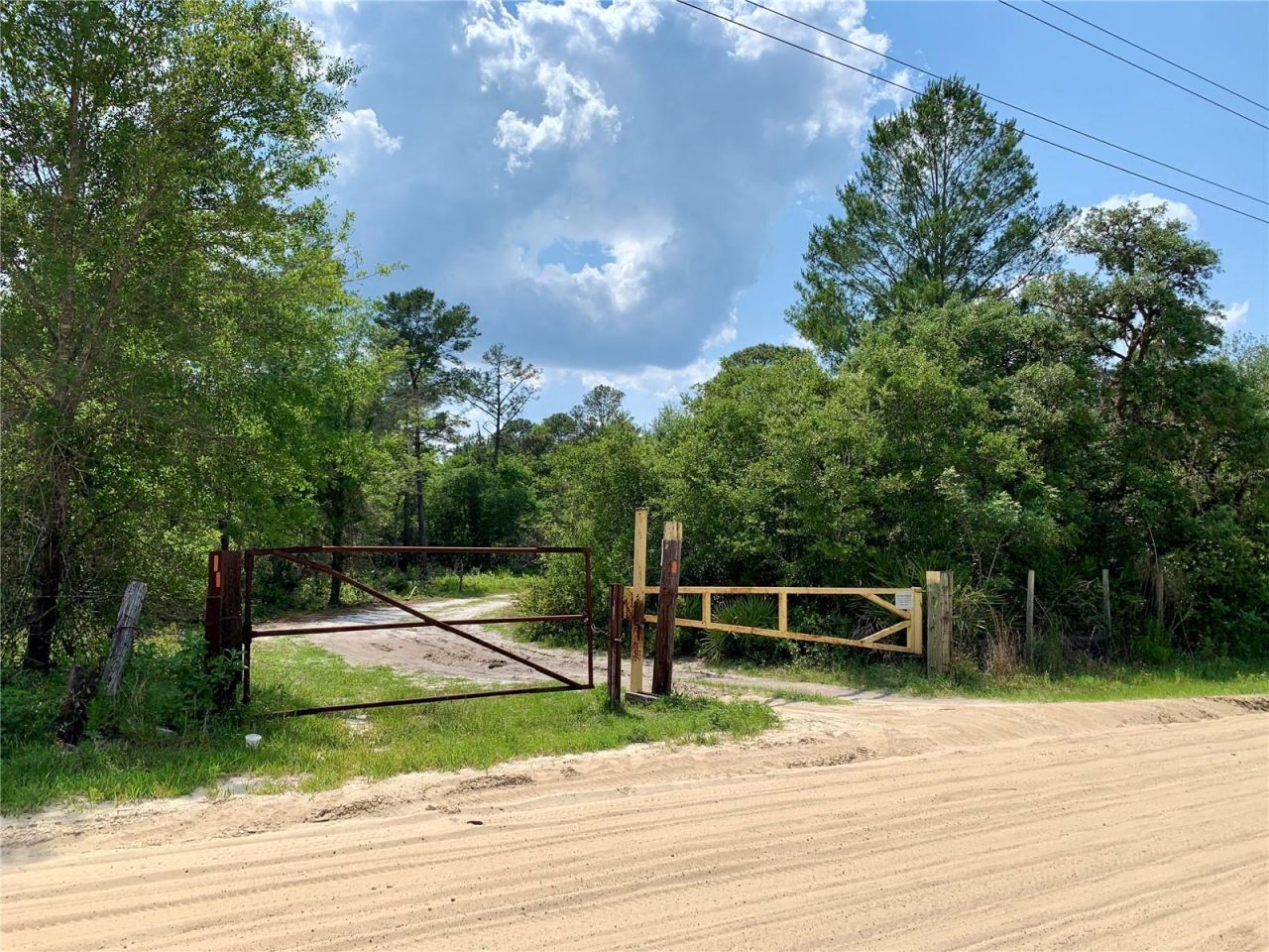 39627 Greenbrier Street , Eustis, FL 32736 Photo