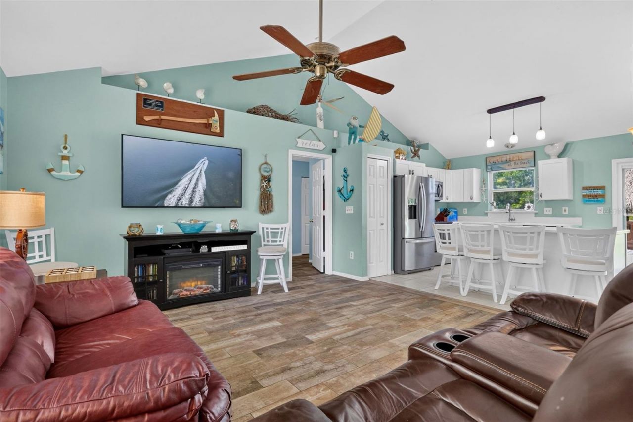 39627 Greenbrier Street , Eustis, FL 32736 Photo