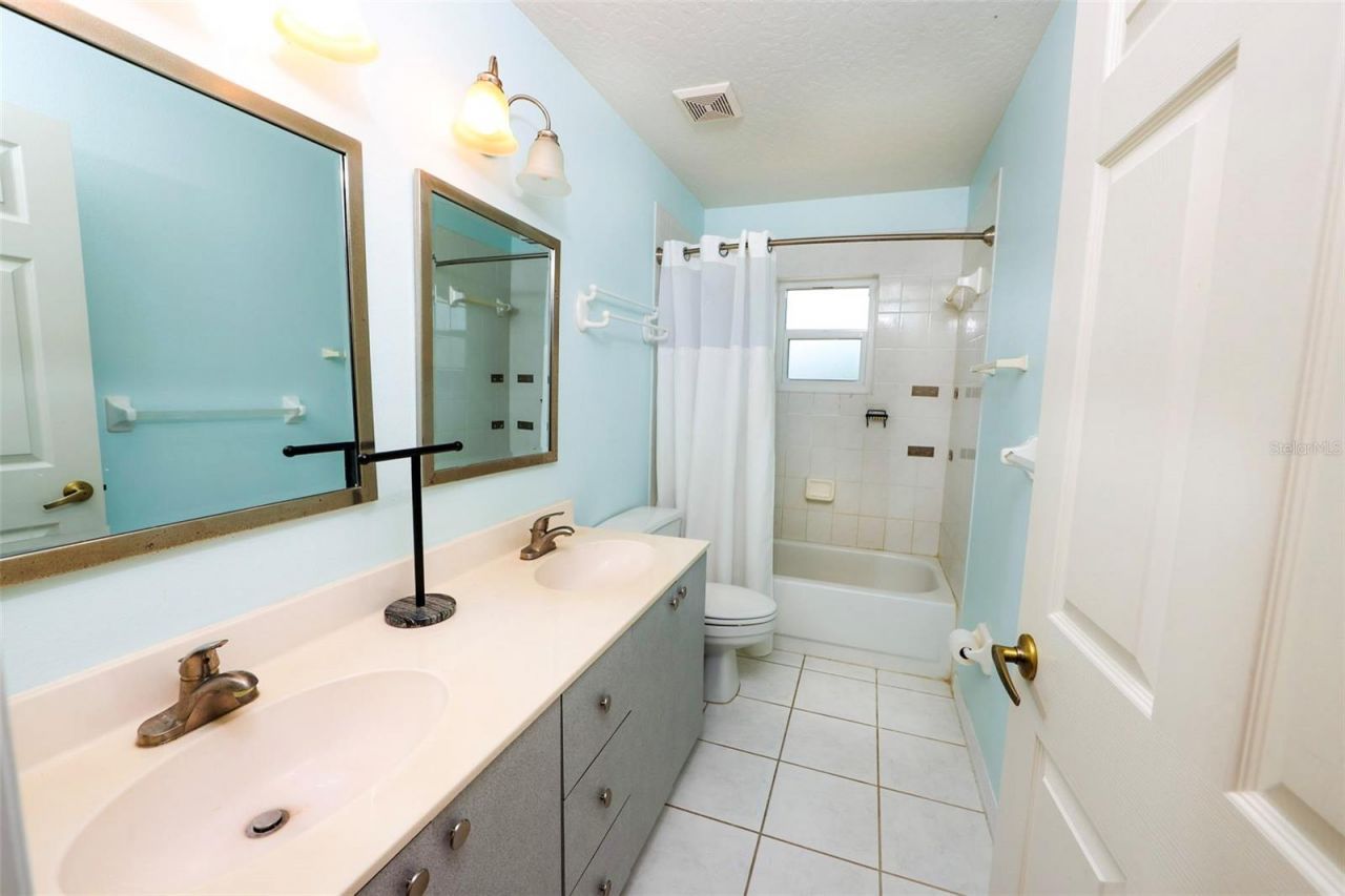 3059 N Rio Plumosa N, Indialantic, FL 32903 Photo