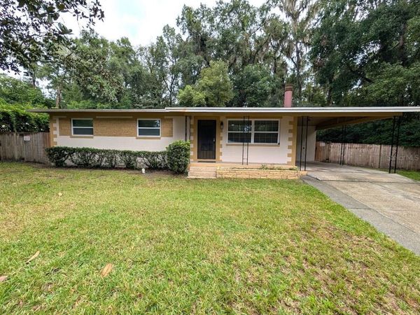 1524 NW 34TH PLACE , GAINESVILLE, FL 32605