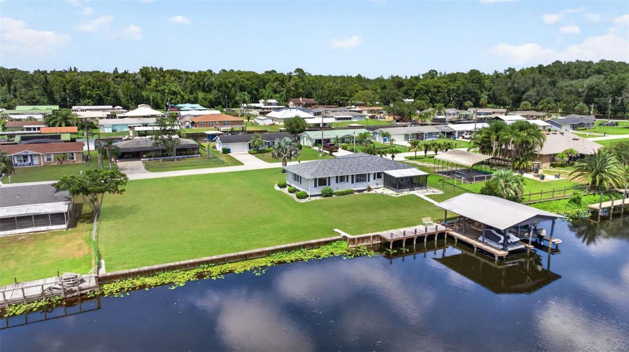 1613 Juno Trail , Astor, FL 32102 Photo