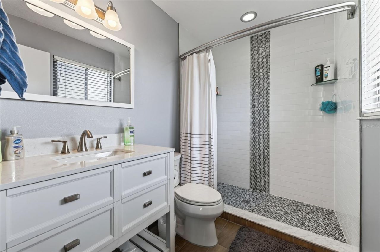 1613 Juno Trail , Astor, FL 32102 Photo