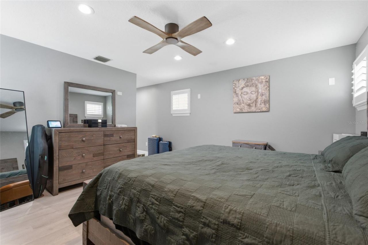 1873 64th Avenue N, Saint Petersburg, FL 33702 Photo
