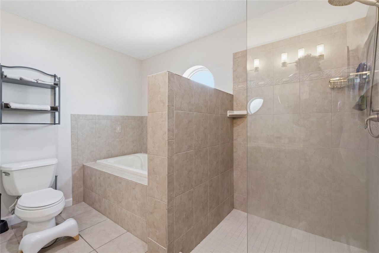 1873 64th Avenue N, Saint Petersburg, FL 33702 Photo