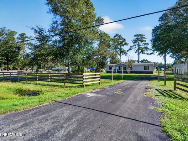 540444 LEM TURNER Road, Callahan, FL 32011