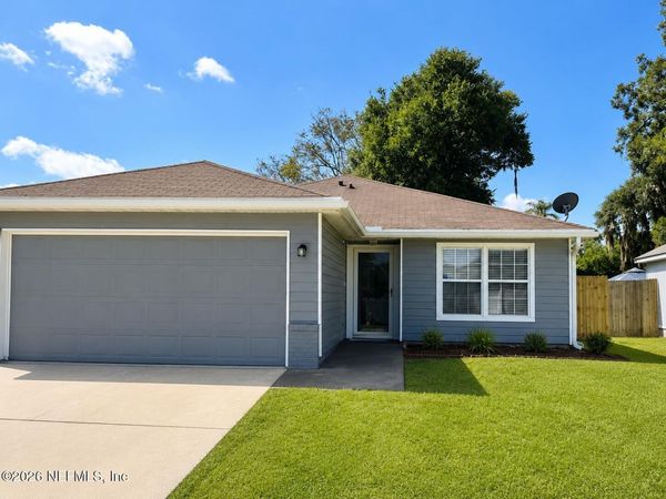 3326 INTERNATIONAL VILLAGE Court, Jacksonville, FL 32277