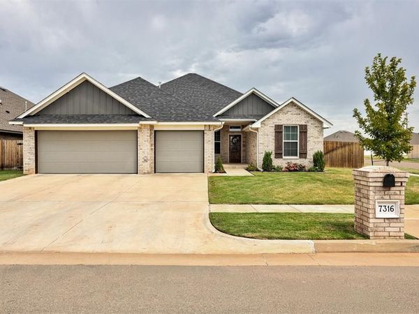 7316 Elaine Street, Yukon, OK 73099