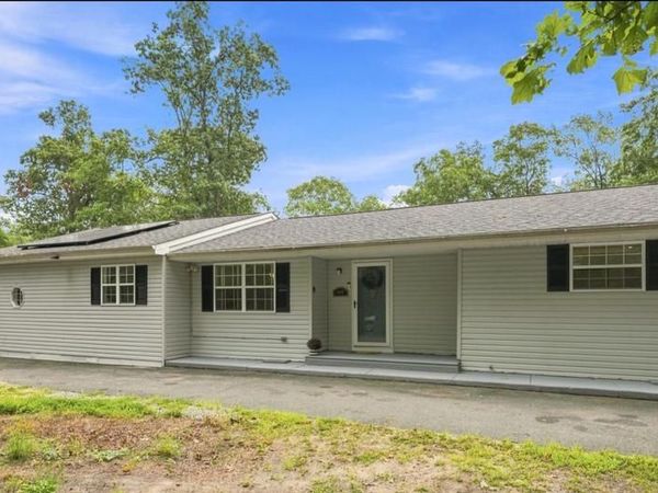 403 NEW HAMPSHIRE ROAD, BROWNS MILLS, NJ 08015