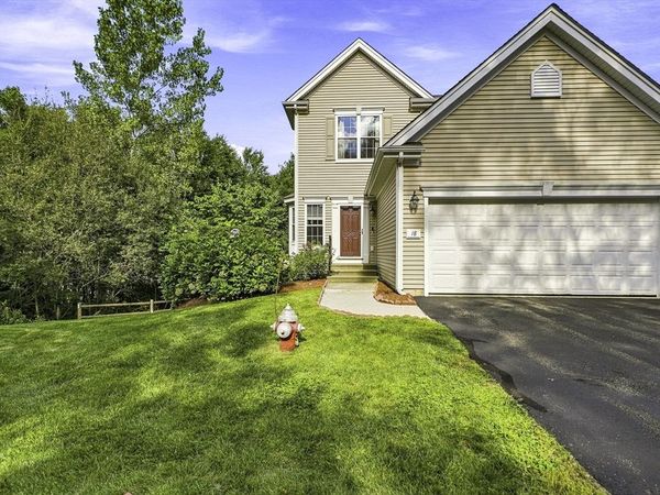 18 Daffodil Ct, Unit 18, Grafton, MA 01560