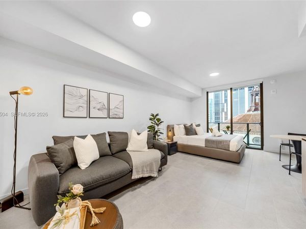 121 NE 5th St , Unit 707, Miami, FL 33132