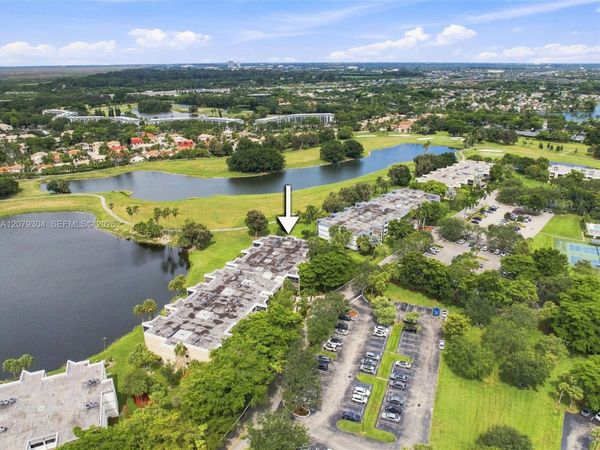 16325 Golf Club Rd , Unit 104, Weston, FL 33326
