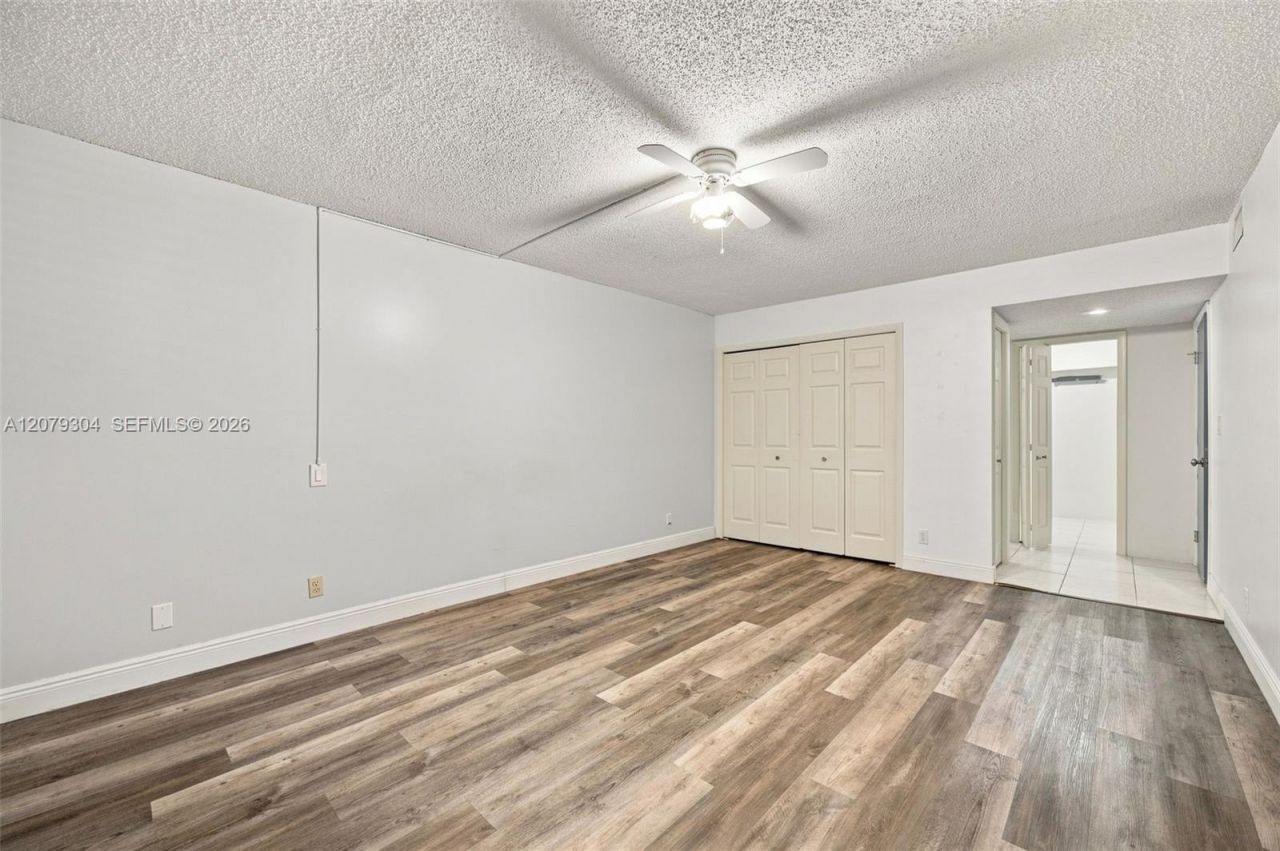 16325 Golf Club Rd , Unit 104, Weston, FL 33326 Photo