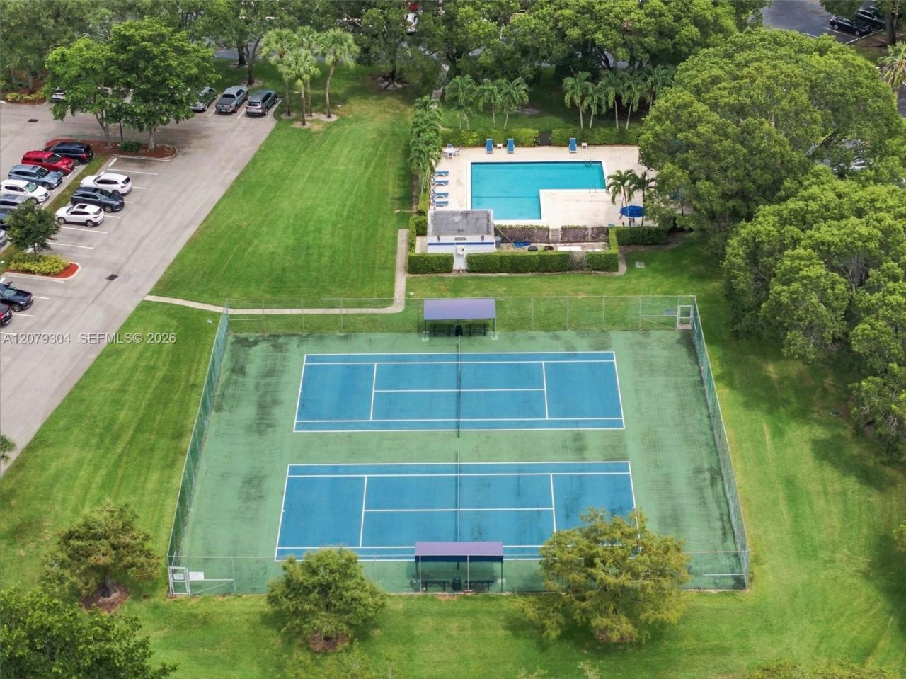 16325 Golf Club Rd , Unit 104, Weston, FL 33326 Photo