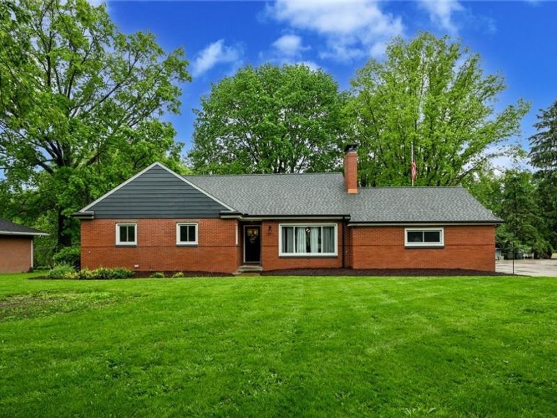 3021 Fulton Drive NW, Canton, OH 44718 Photo 1