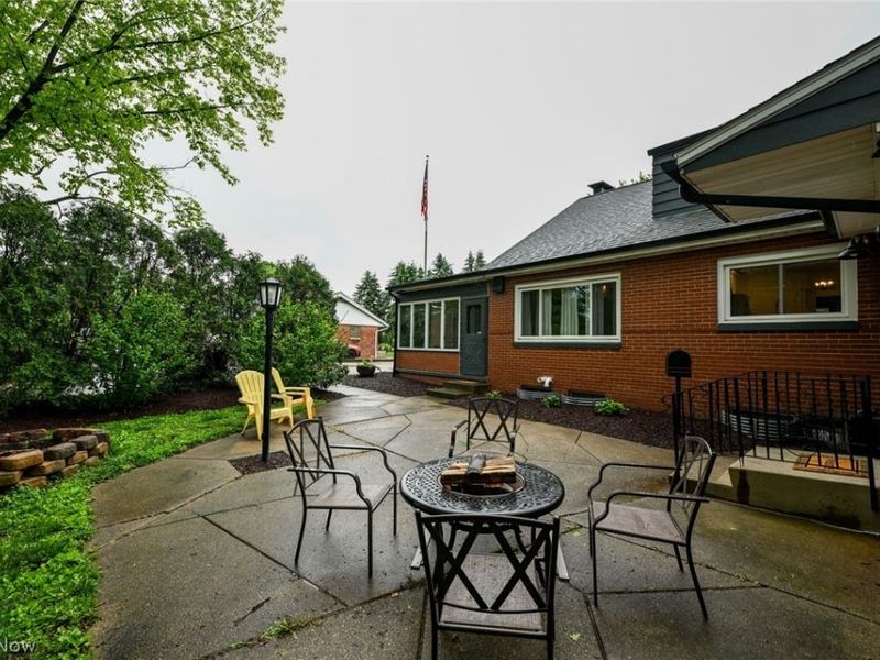 3021 Fulton Drive NW, Canton, OH 44718 Photo 8