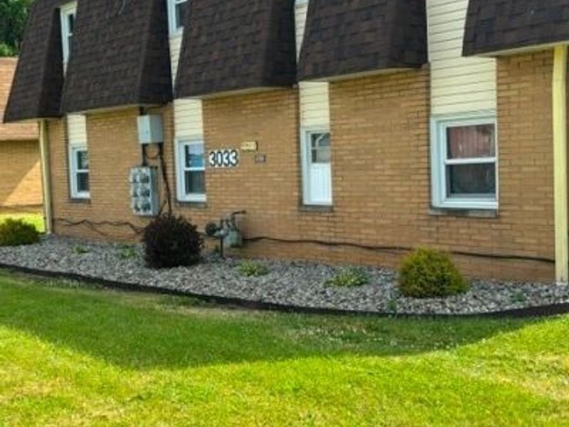 3033 & 3029 Fredrick Street, Youngstown, OH 44505 Photo 2