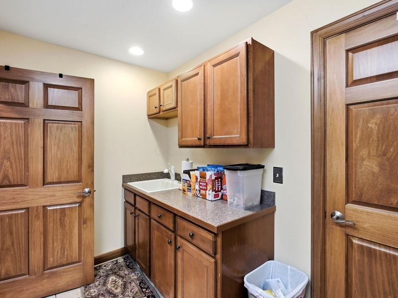 1096 Damon Drive , Unit 2, Washington Court House, OH 43160 Photo 31