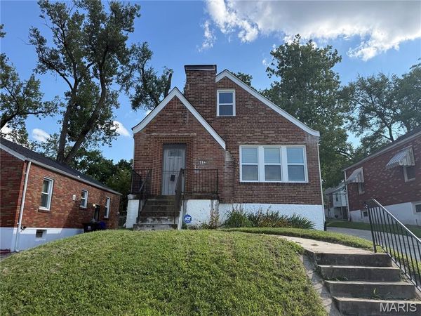 6832 Julian Avenue, University City, MO 63130