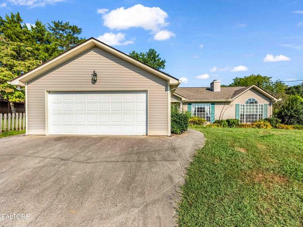 5817 Shelley Drive, Knoxville, TN 37909