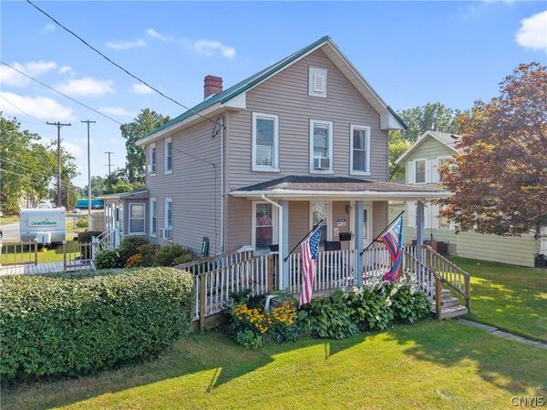 320 E North Street , Geneva, NY 14456