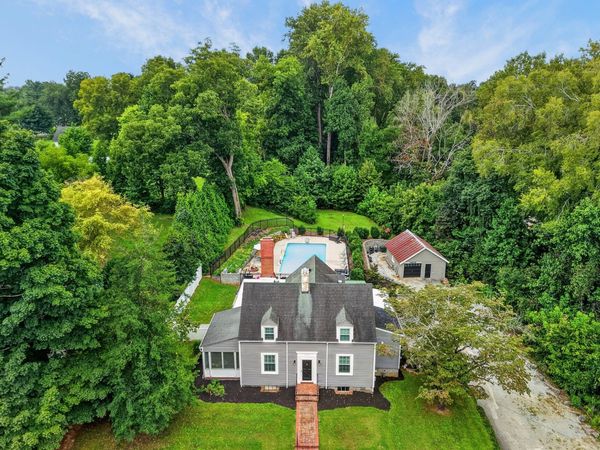 111 Westwood Dr, McMinnville, TN 37110