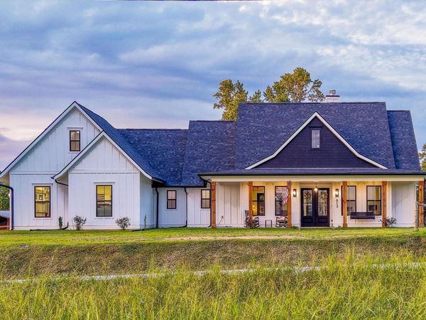 813 Ladd Springs Road SE, Cleveland, TN 37323