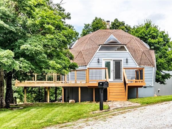10116 Billabong Drive, Warsaw, MO 64735