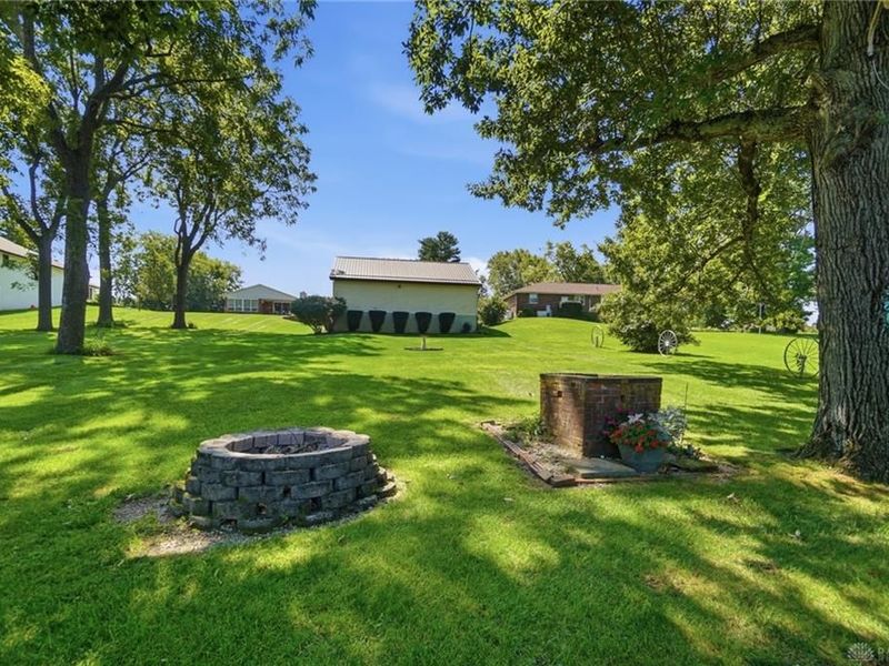 4094 Navajo Trail, Jamestown, OH 45335 Photo 19