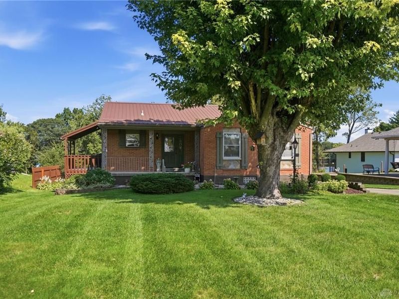 4094 Navajo Trail, Jamestown, OH 45335 Photo 2