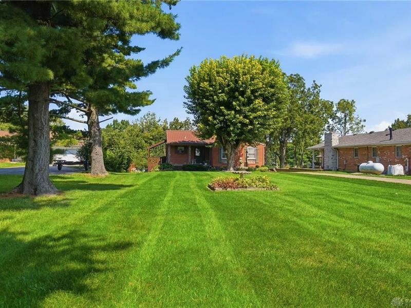 4094 Navajo Trail, Jamestown, OH 45335 Photo 4