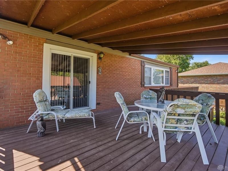 4094 Navajo Trail, Jamestown, OH 45335 Photo 7