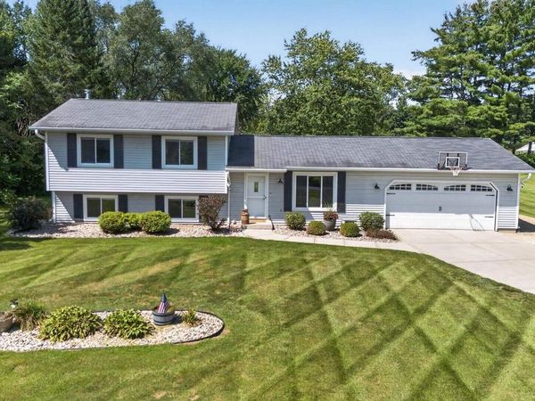 3425 Meadow Road, Verona, WI 53593