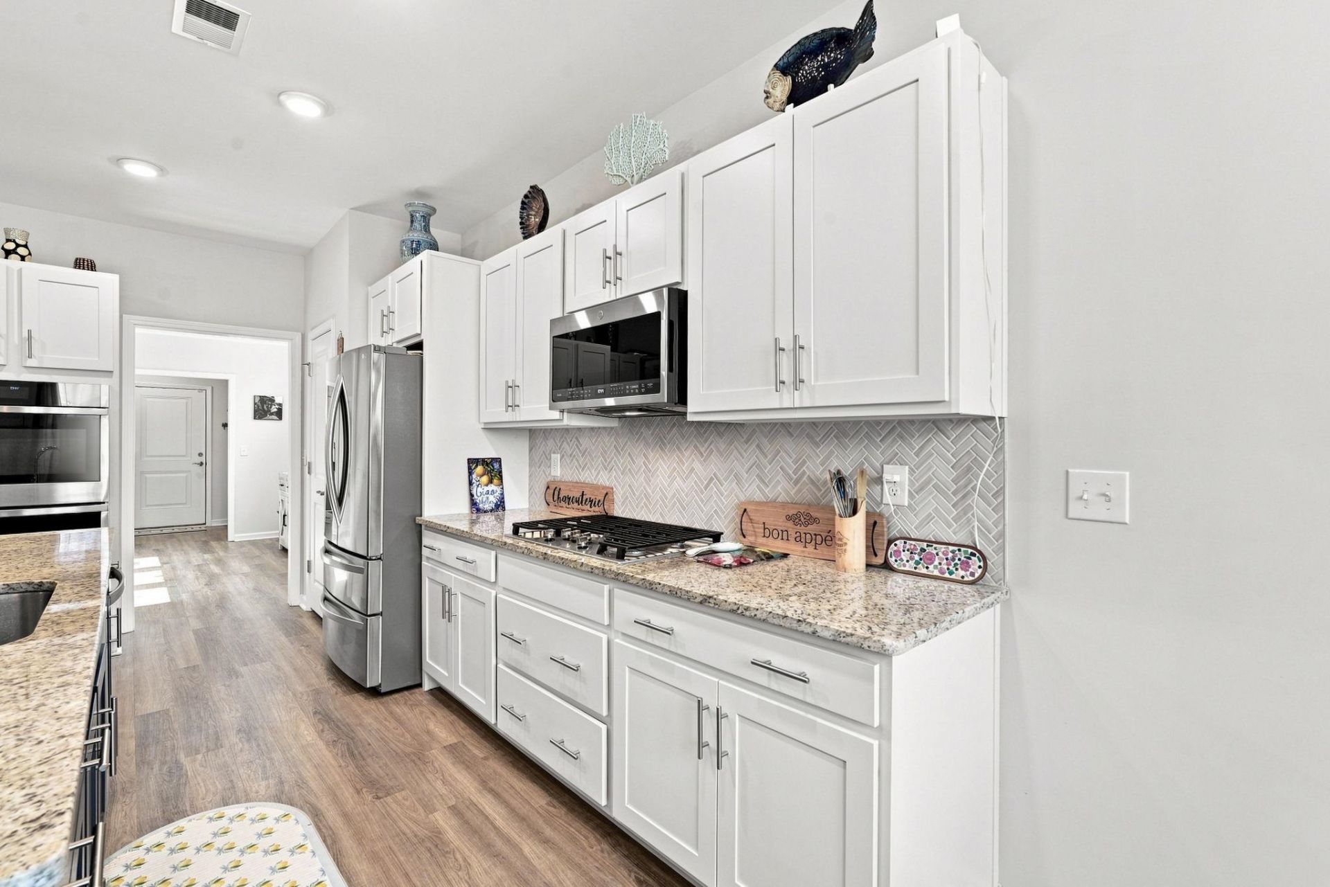 567 Shellbark Dr. Photo 12