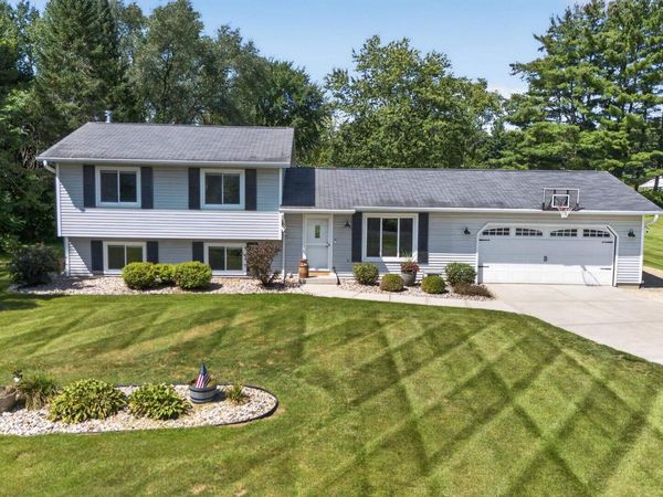 3425 Meadow Road, Verona, WI 53593