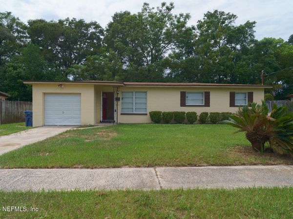 3024 DALEHURST Drive W, Jacksonville, FL 32277
