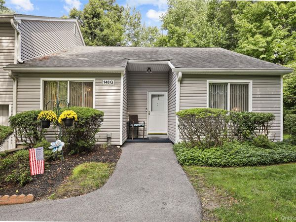 148 Flintlock Way, Unit G, Yorktown Heights, NY 10598