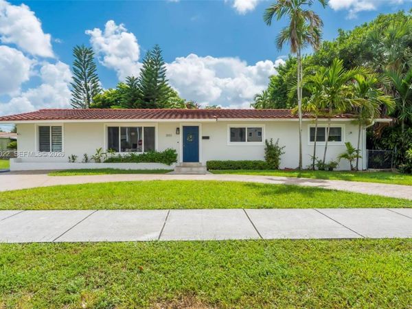 3551 SW 97th Ave, Miami, FL 33165